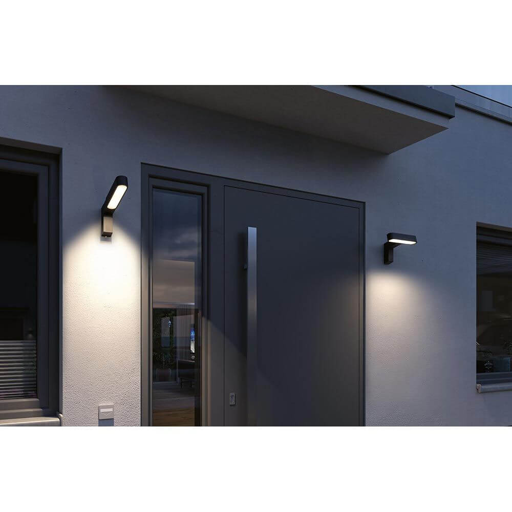 House LED Außenwandleuchte Ito Bewegungssensor Vertikal an Eingangstür, modernes Metallgehäuse, asymmetrische Lichtverteilung, IP44 Außeneinsatz