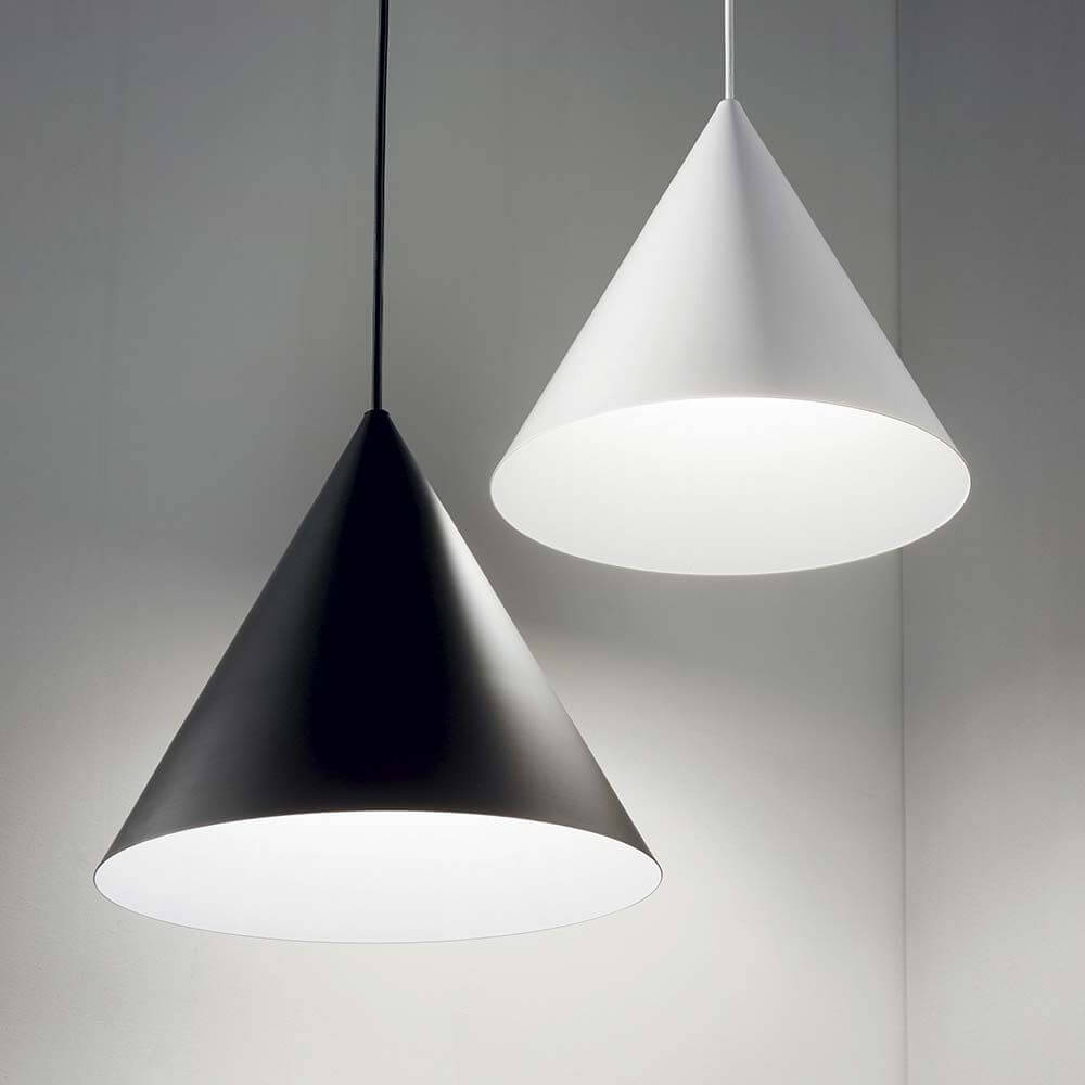 Moderne A-Line Pendellampe Ø 30cm in Schwarz und Weiß, stilvolles Design für jeden Raum.
