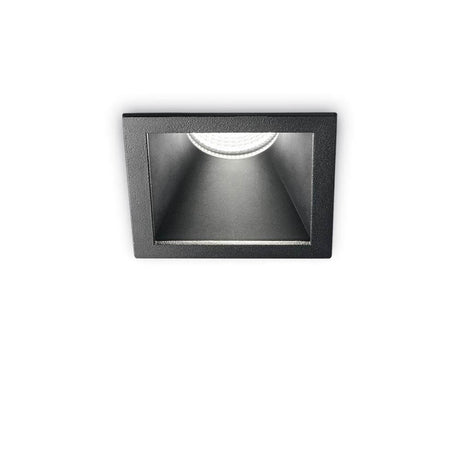 Recessed spotlight Game Square Black Black with square trim and matte black finish.