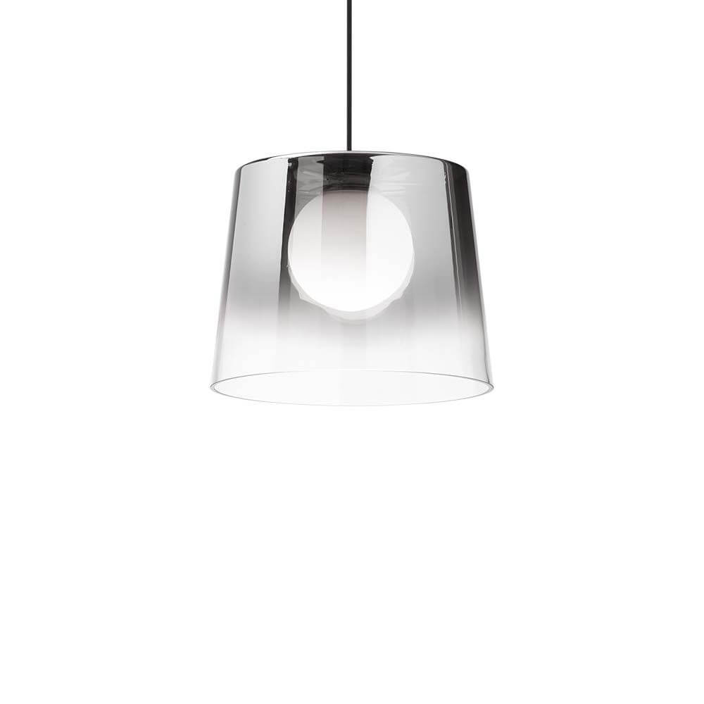 Fade Glas Pendelleuchte Ø 27cm mit transparentem Schirm und eleganter Beleuchtung.