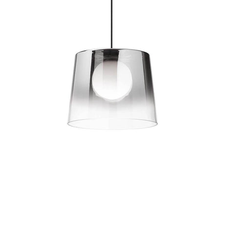 Fade glas pendel Ø 27cm med gennemsigtig skærm og elegant belysning.