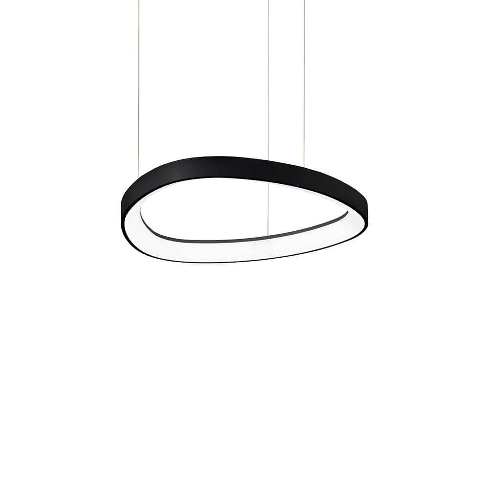 Gemini LED Ring Pendelleuchte in elegantem Schwarz, schwebend im Raum, modern und stilvoll.