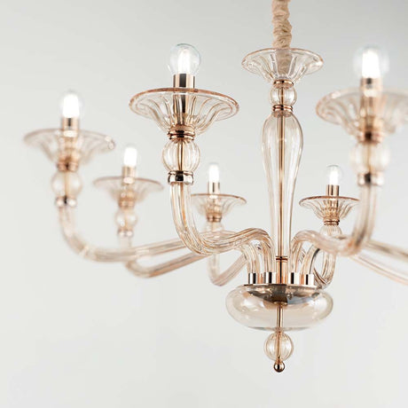 Hängeleuchte Danieli Sp8 Ambra mit elegantem Design und gläsernen Armen für stilvolle Beleuchtung.