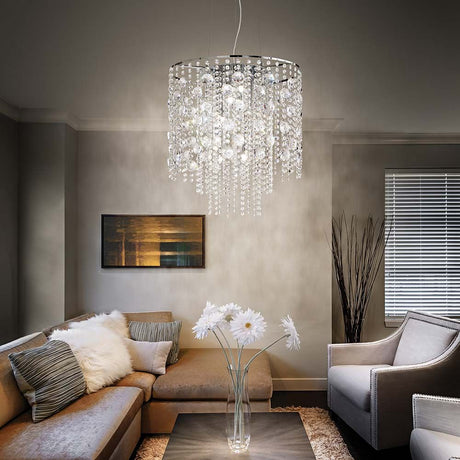 Hängeleuchte Evasione Sp10 in modernem Wohnzimmer mit Kristall-Dekor und stilvollem Interieur.