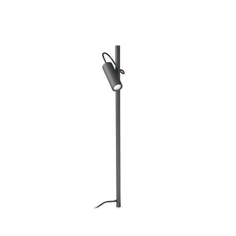 Hub Außen-Stehleuchte IP54 in modernem Design für elegante Außenbeleuchtung.