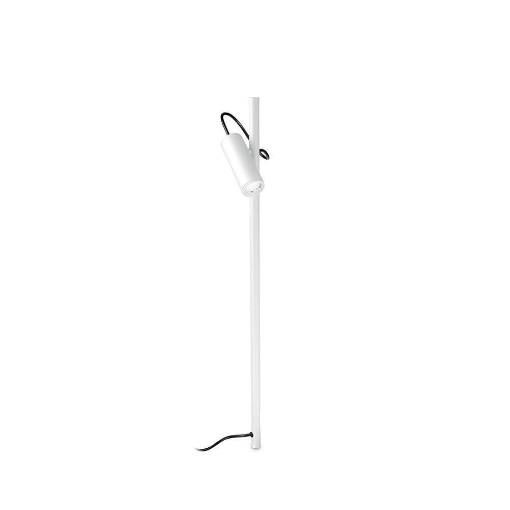 Hub Außen-Stehleuchte IP54 in modernem Design, ideal für den Außenbereich.