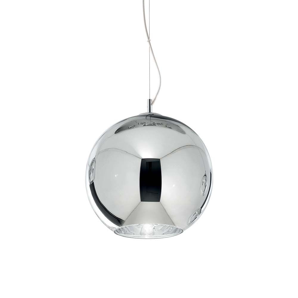 Elegante Pendellampe in Chrom, runde Form, ideal für moderne Wohnräume und stilvolle Beleuchtung.