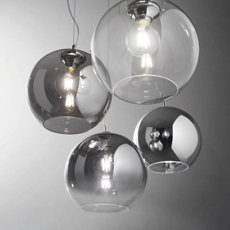 Pendellampe Chrom mit modernen Glas-Kugelschirmen, stilvolle Hängeleuchte in Silberoptik