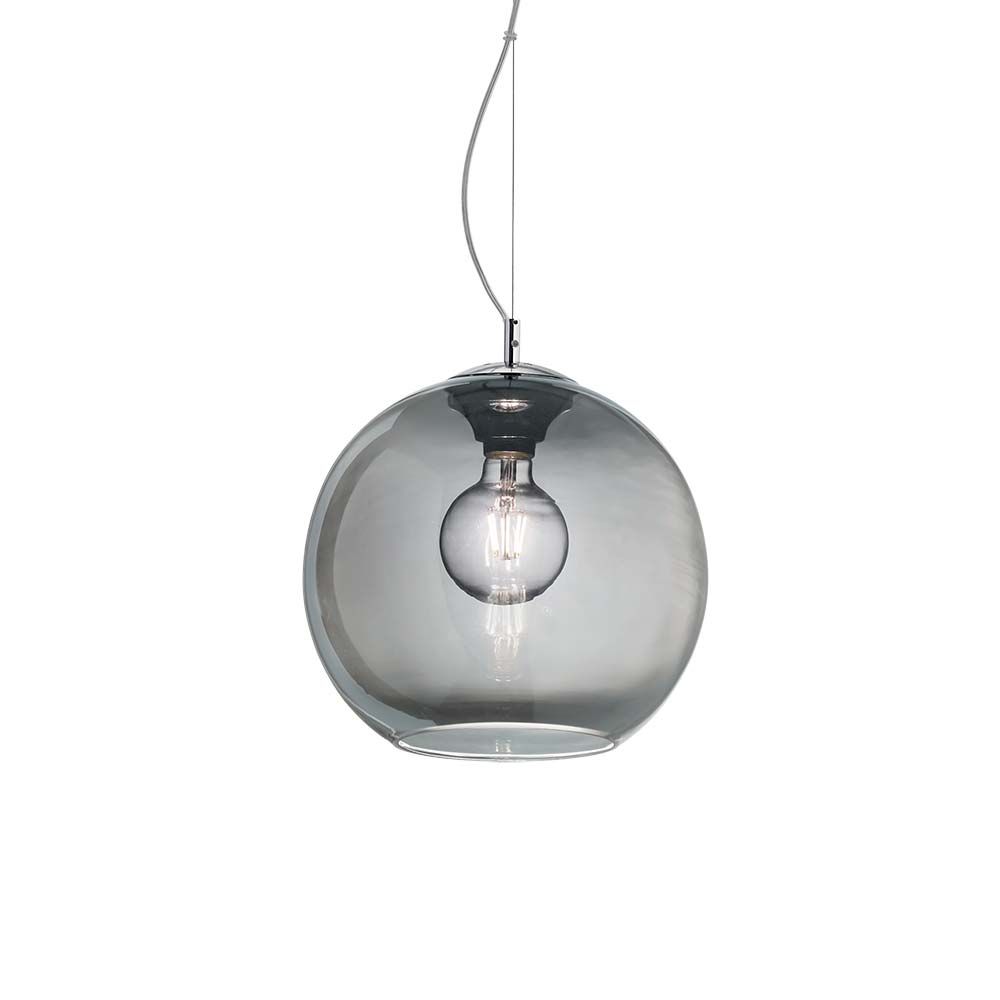 Pendelleuchte Ø 20cm mit klarem Glas und stylischem Design, ideal für moderne Wohnräume.