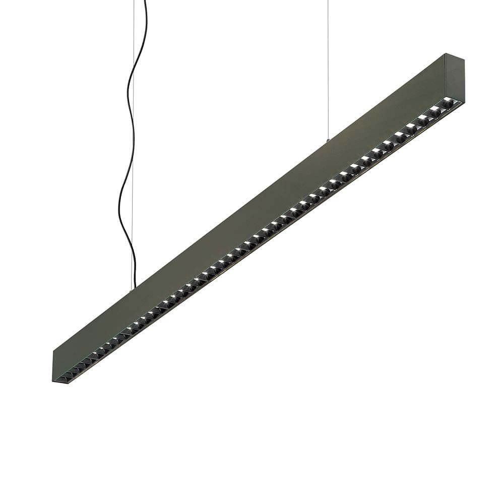 Moderne Office LED Hängeleuchte 120cm in elegantem Design, ideal für Büros und Arbeitsräume.