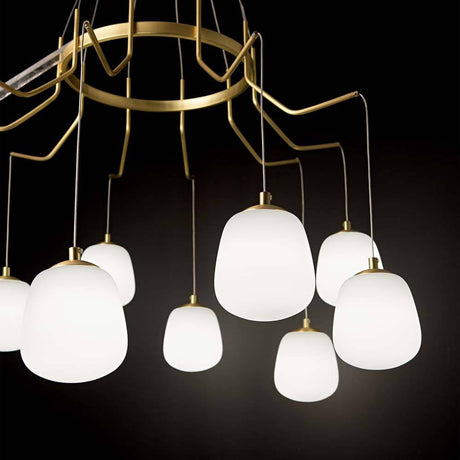 Pendelleuchte Karousel 10-flg. Messing-Satiniert mit frosted Glaskugeln und elegantem Design.