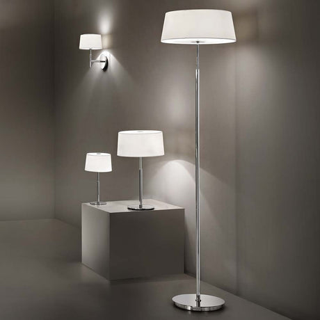 Gulvlampe Hilton Pt2 Hvid i forskellige størrelser, dekorative lamper med moderne design til stilfuld indretning.