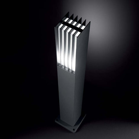 Stehleuchte Marte Pt1 Anthrazit moderne Designleuchte aus Anthrazit mit mehreren Lichtquellen.