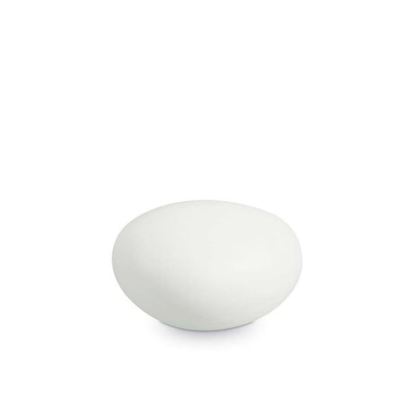 Floor lamp Sasso Pt1 D40 in the form of a modern white lamp, stylish and minimalist.