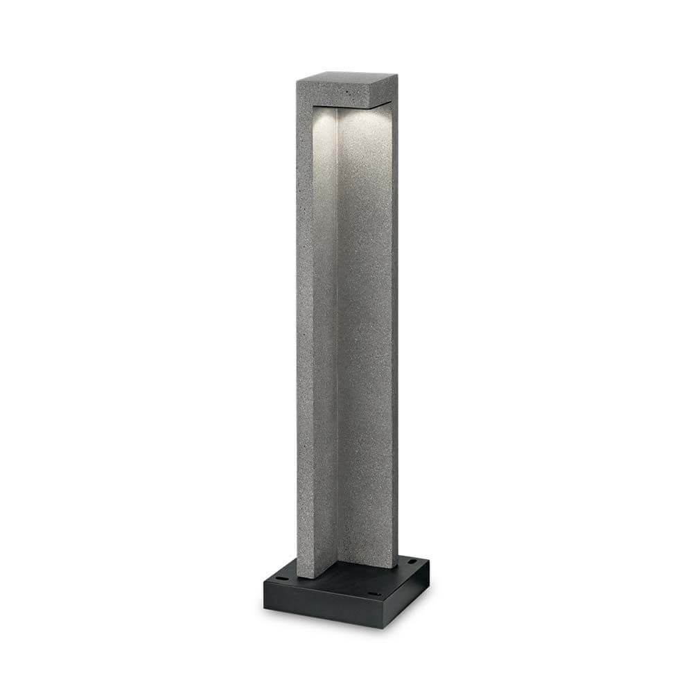 Titano LED Wegleuchte IP55 in modernem Design für den Außenbereich, wetterfest und langlebig.