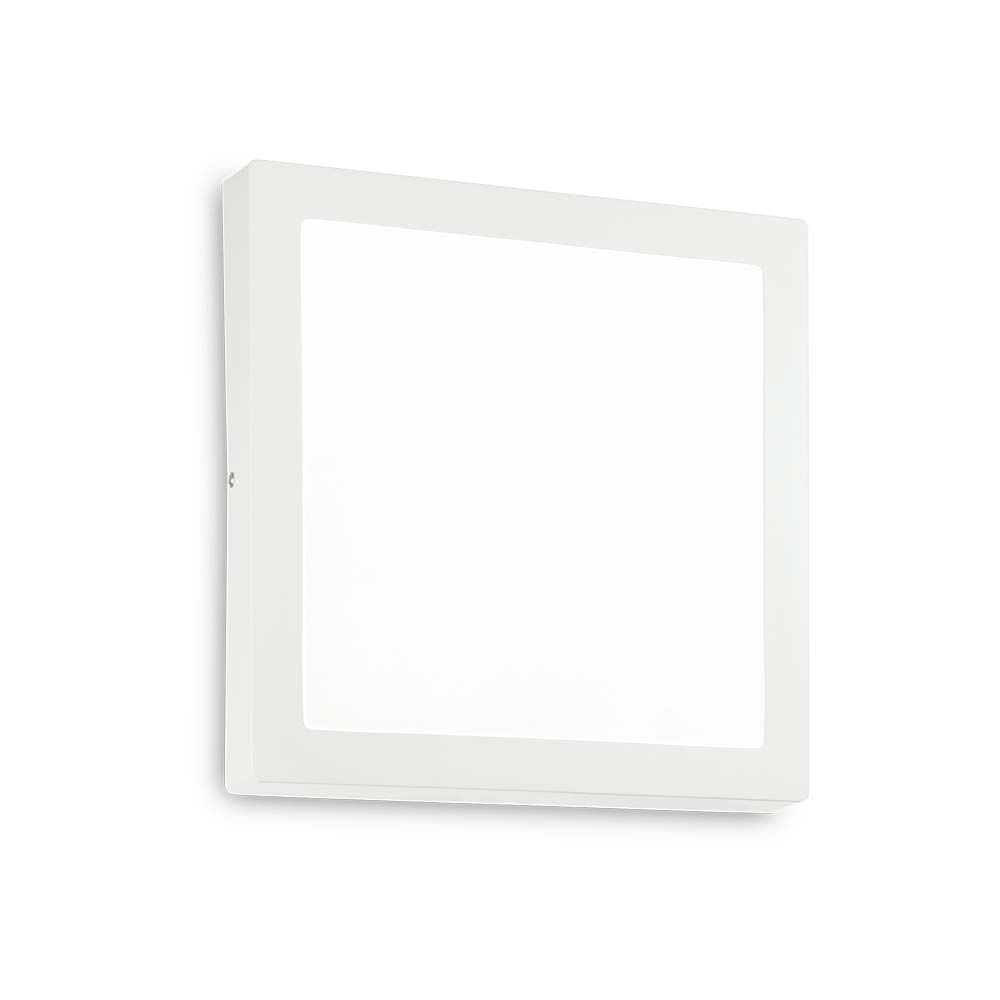 Universal LED Wand- und Deckenleuchte in schlichtem, quadratischem Design für moderne Innenräume.