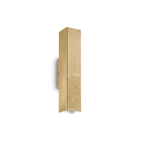 Wall light Sky Ap2 gold-coloured mounted on the wall, modern design in gold colour.