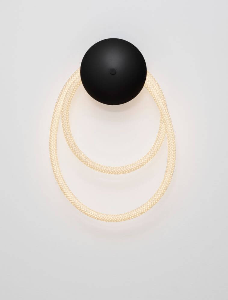 Ilane LED Wandleuchte Rund 3000K Schwarz mit elegantem Design und schwarzer Aluminiumoberfläche.
