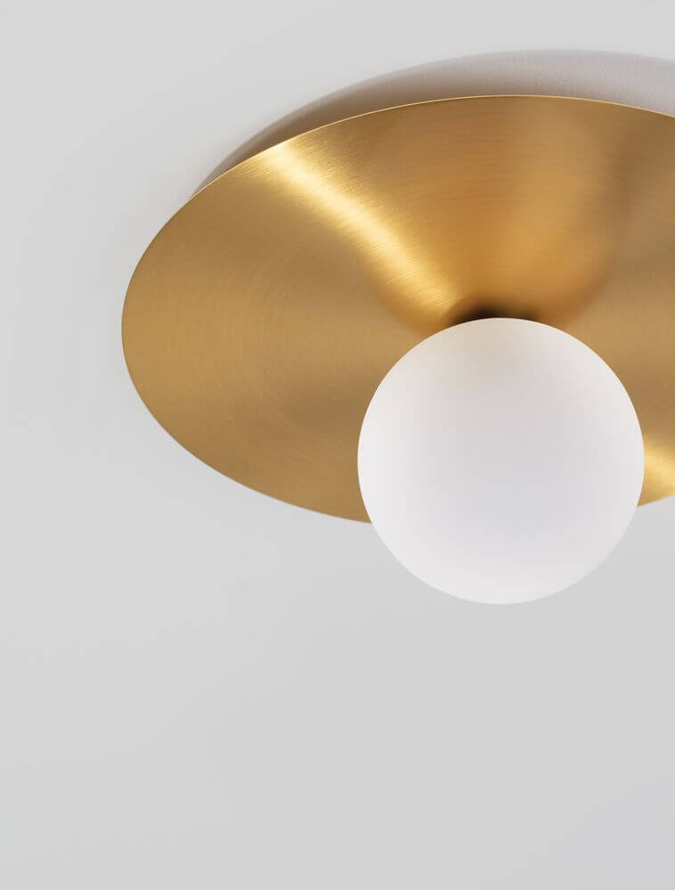 Indigo Deckenleuchte Gold, Weiß mit minimalistischem Design und glamourösem Gold-Unterton