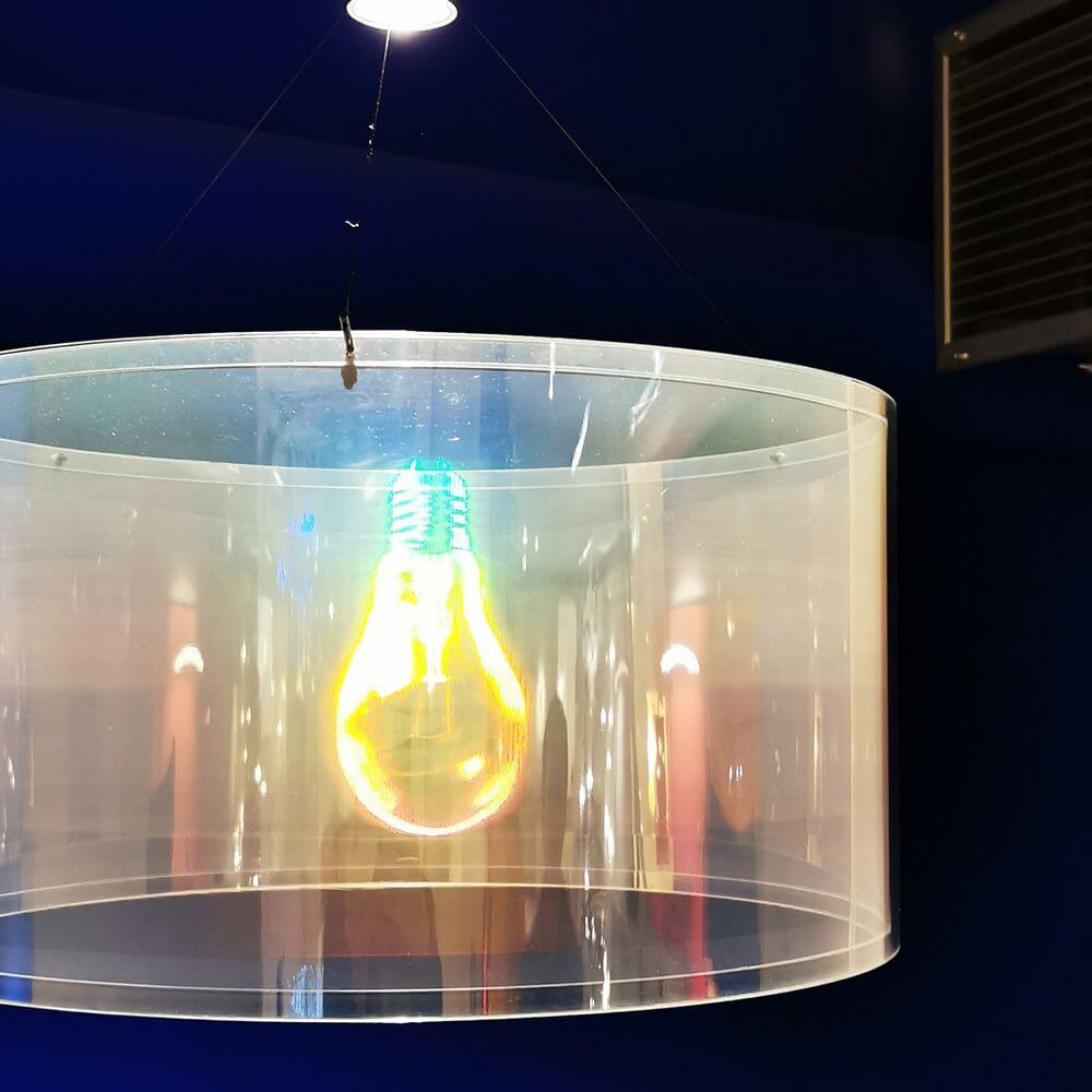 Hängelampe Ingo Maurer Wo bist du, Edison? mit holographischem Licht in Acrylglas und Aluminium.