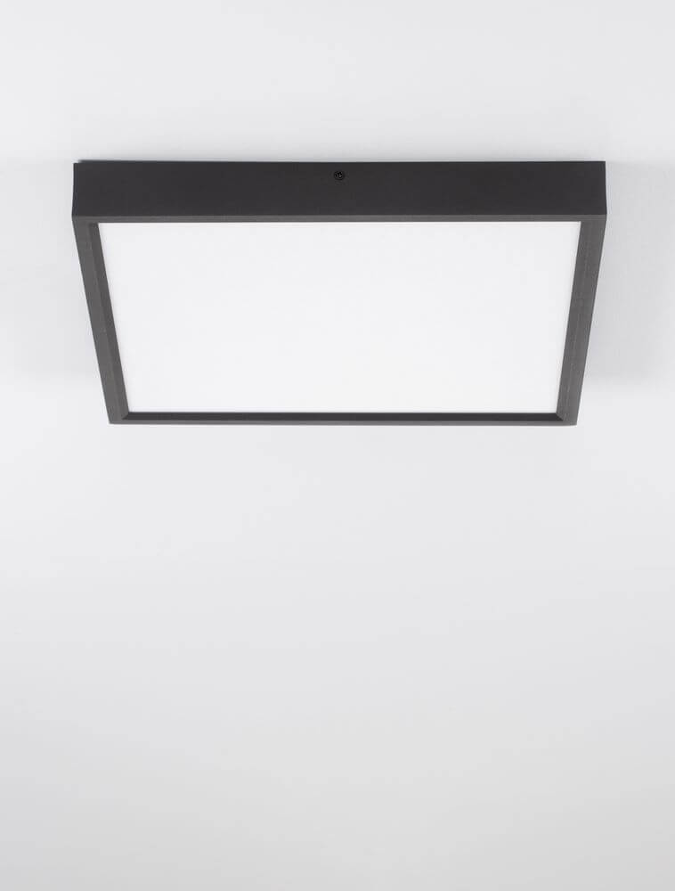 Itos LED Deckenleuchte 3000K mit minimalistischem, quadratischem Design in edlem Schwarz.