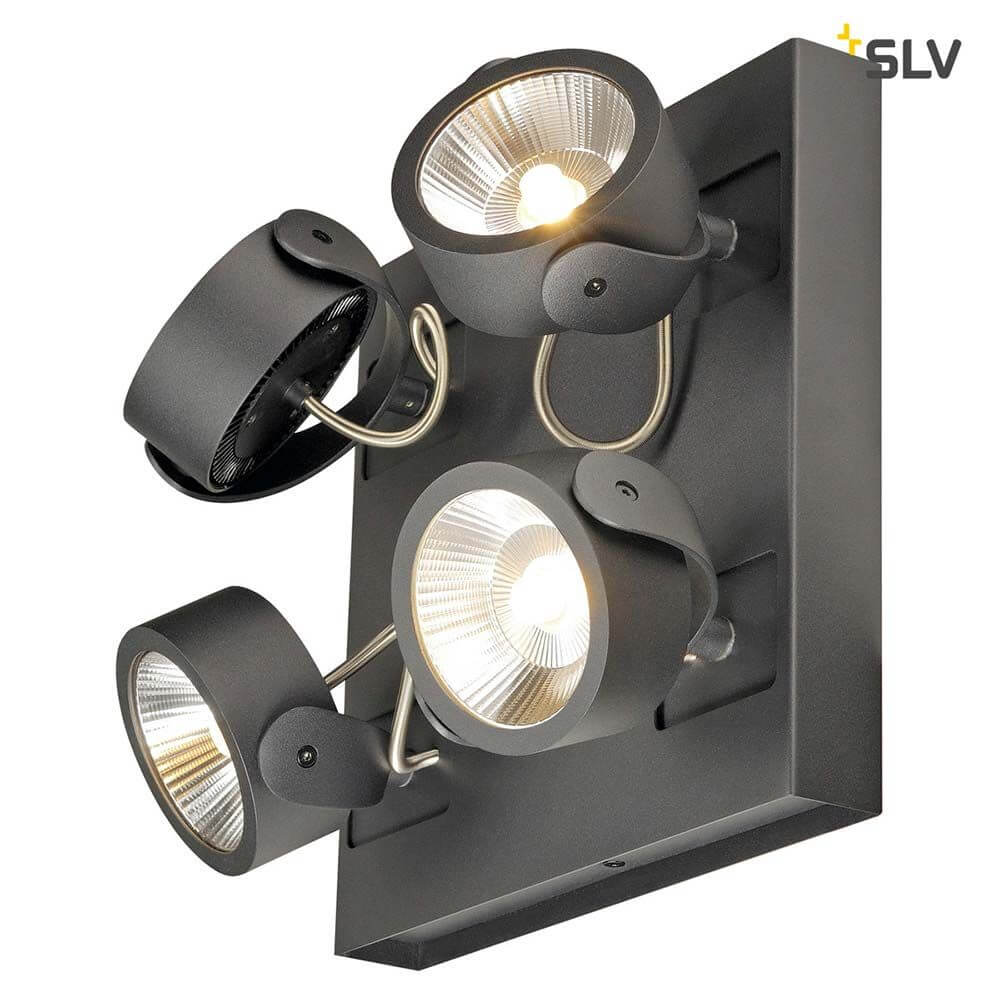 Kalu LED 4 Wand- & Deckenleuchte Square Schwarz 3000K mit drei verstellbaren Leuchtenköpfen.