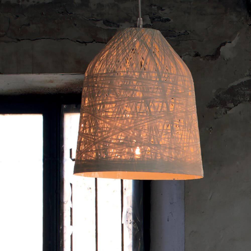 Karman Black Out Außen-Hängeleuchte IP65 mit Korbgeflecht-Optik, ideal für Innen- und Außenbereich.