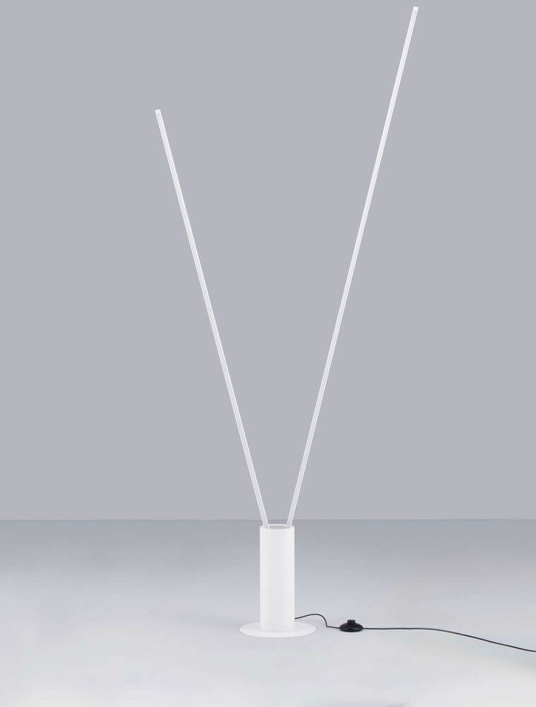 Kimolia LED Stehlampe 2-flammig Ø 22cm 3000K mit modernem Design und zwei Lichtstreben.
