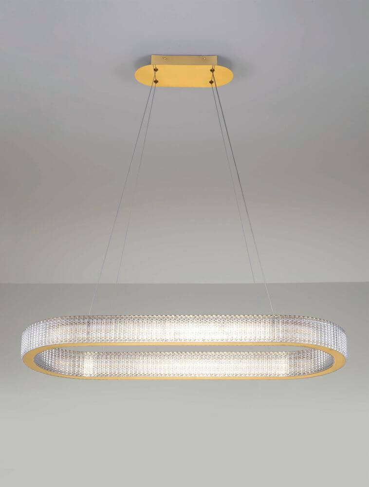 Kinara Pendelleuchte Stadion 3000K Gold mit elegantem Design und warmweißem Licht für stilvolle Innenräume.