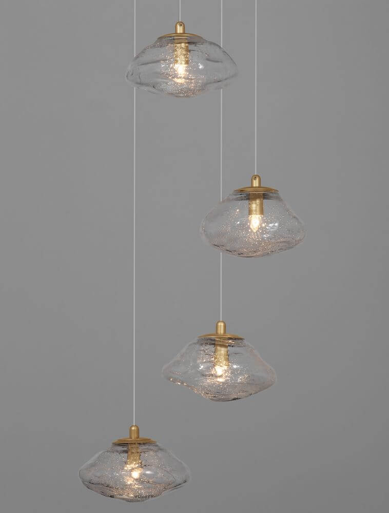 King Pendelleuchte 5-flammig Ø 35cm Gold, Transparent mit elegantem Blasenglas und messingfarbenem Metall.