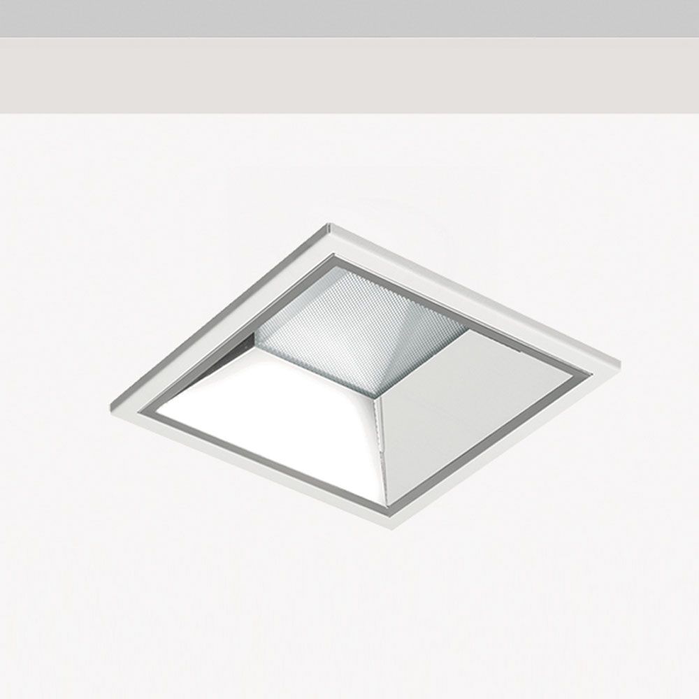 Atrium Kiub Einbaupanel LED RGB CCT HCL Panel in modernem Design mit quadratischer Form.