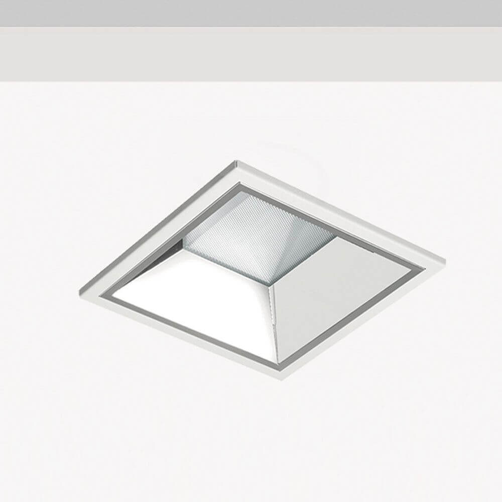 Atrium Kiub Einbaupanel LED RGB CCT HCL Panel in modernem Design mit quadratischer Form.