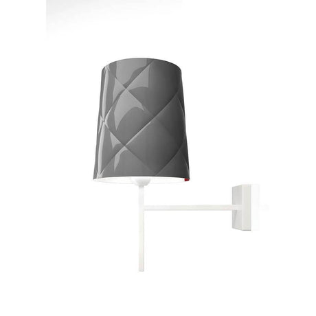 Kundalini senge- og vegglampe New York Glansfull med grå lampeskjerm og hvitt understell.