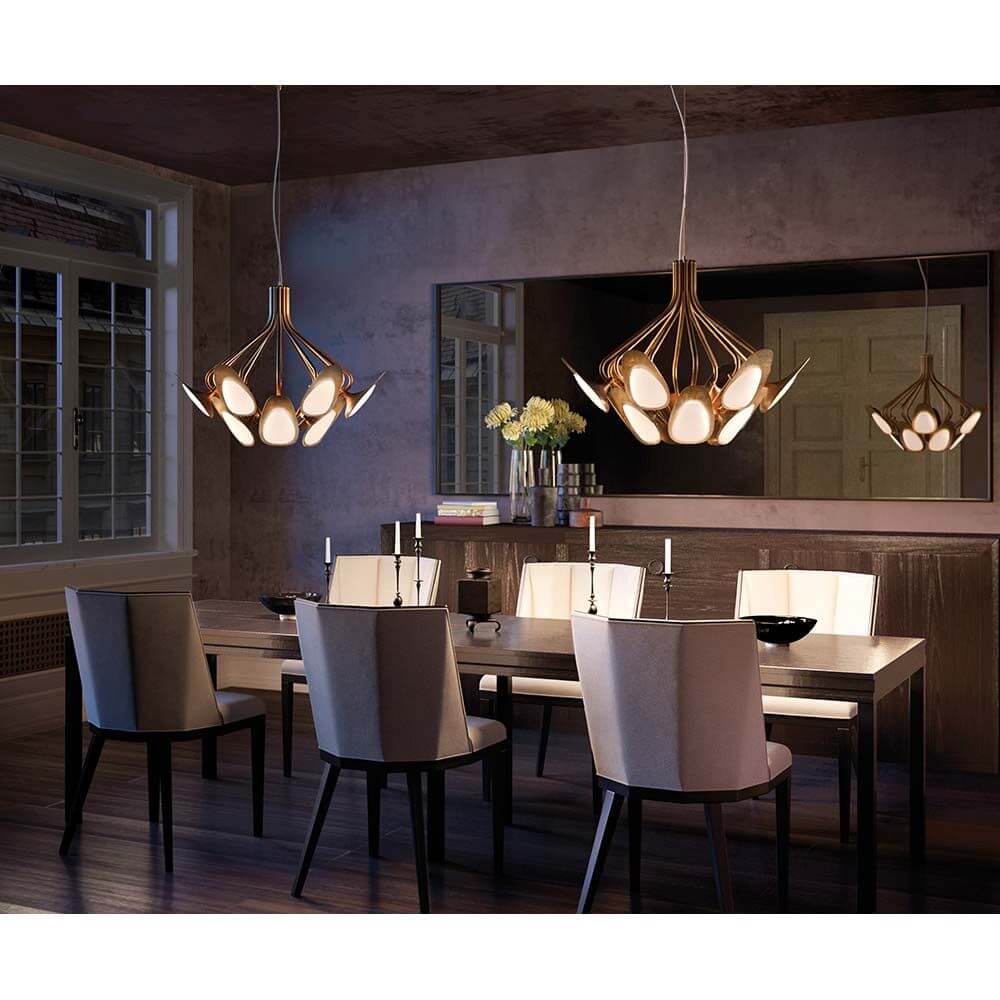Kundalini LED Designleuchte Peacock mit 12 Armen Ø 80cm im eleganten Esszimmer