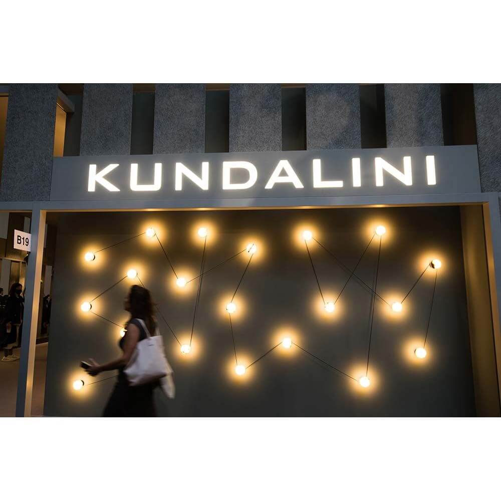 Kundalini LED-Wandleuchte Azou 7-flammig Dimmbar, moderne Beleuchtung mit innovativem Design.
