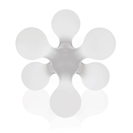 Lampe de table et de sol Kundalini Atomium Ø 58 cm avec diffuseur en polyéthylène à la forme dynamique.