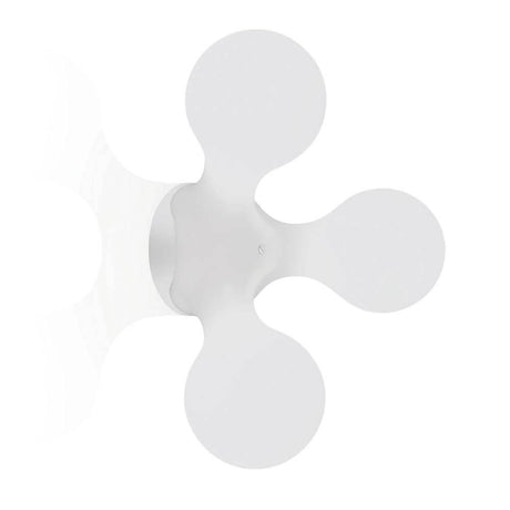 Applique murale Kundalini Atomium blanche à la forme organique pour une diffusion multidirectionnelle de la lumière.