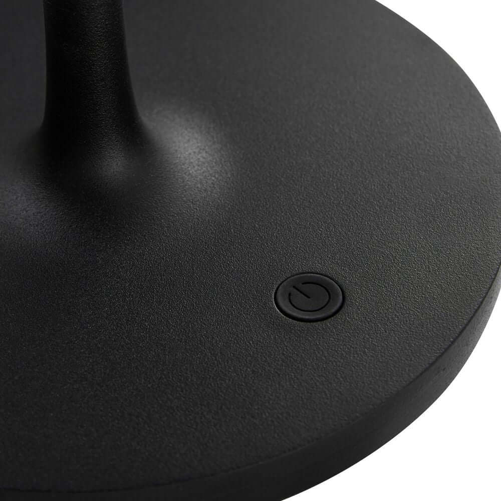 LED Akkuleuchte Sponge On A Stick IP44 - Detailansicht des schwarzen Fußschalters