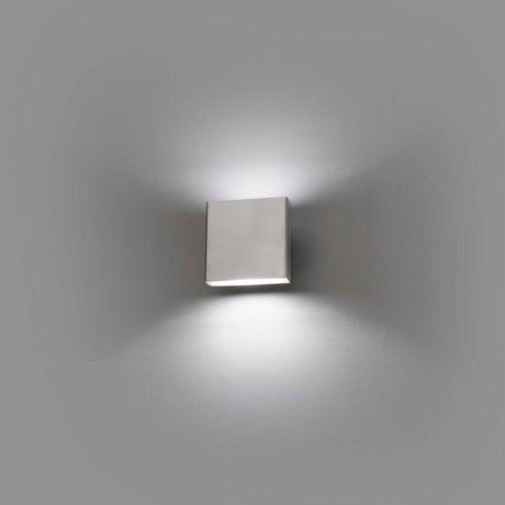 LED KAULA 3000K outdoor wall light IP44 stainless steel, saltwater-resistant, in a minimalist design for the wall.