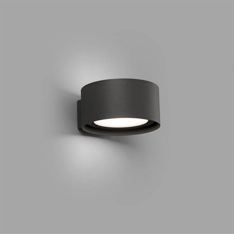 LED Außenwandleuchte QUART IP54 Dunkelgrau an grauer Wand