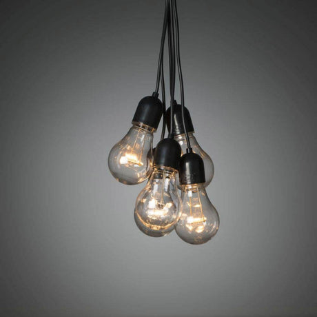 LED Lichtervorhang 20 klare Birnen 160 bernsteinfarbene Dioden IP44 hängende Glühbirnen für stimmungsvolles Licht im Außenbereich.