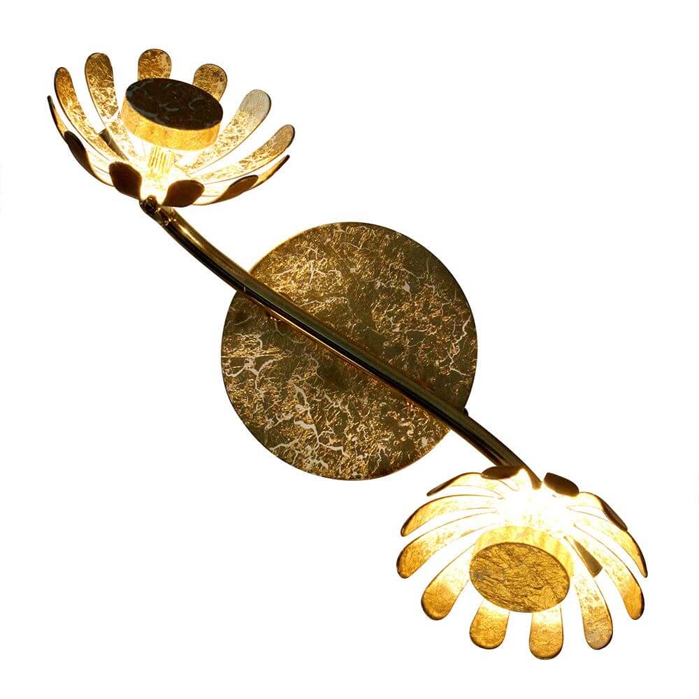 LED Deckenleuchte Bloom 2-flammig 30cm Goldfarben mit blütenkelchförmigen Reflektoren und warmweißem Licht.