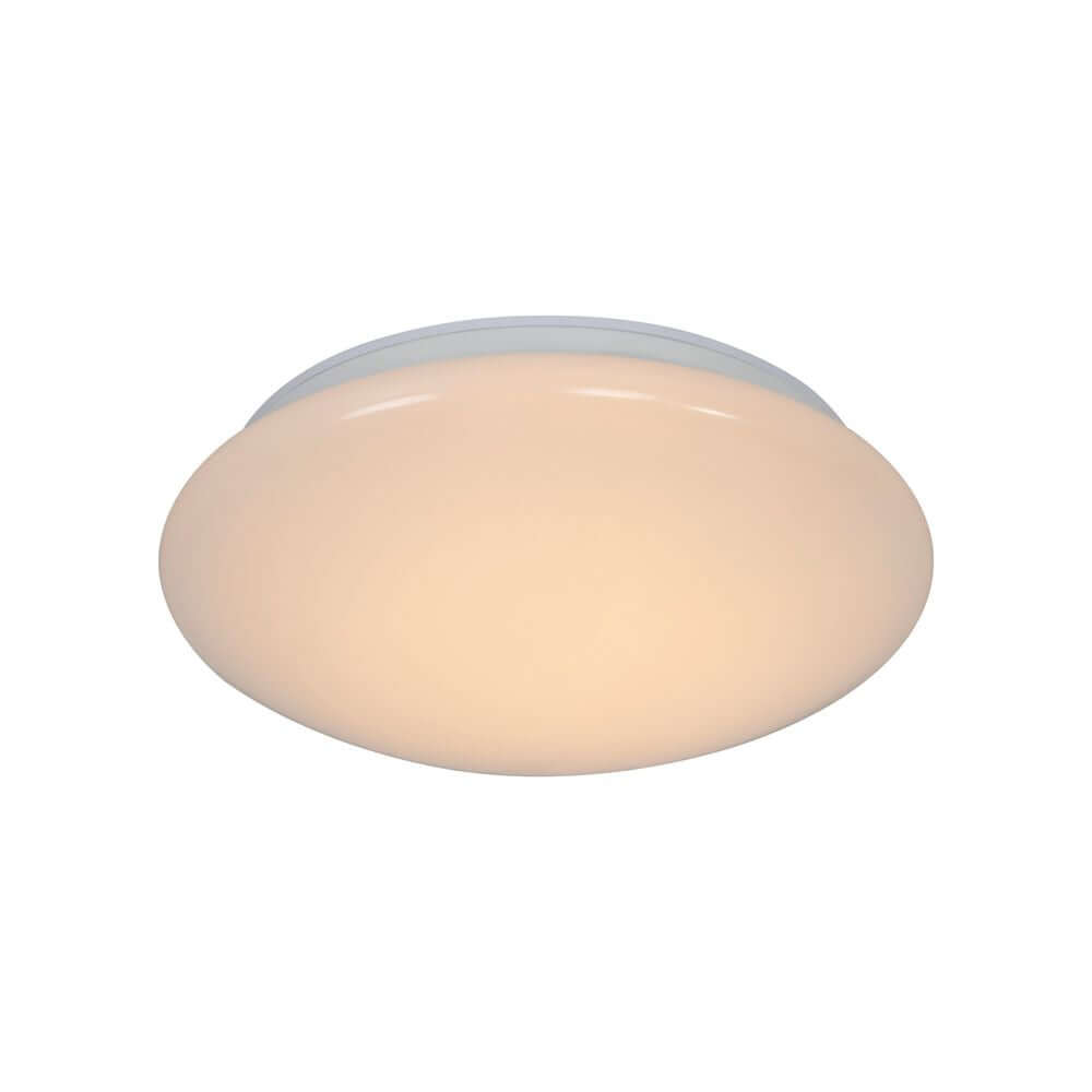 LED Deckenleuchte Montone 25 IP44 mit opalweißem Schirm für angenehmes Licht und zeitloses Design.