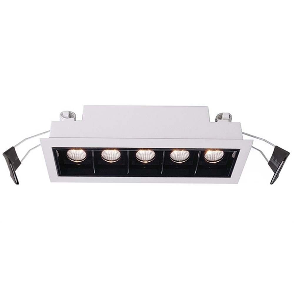 Moderne LED Einbau-Rasterleuchte mit 4x 2W Power LEDs in Weiß-Matt, Abstrahlwinkel 45°, Einbautiefe 5cm.