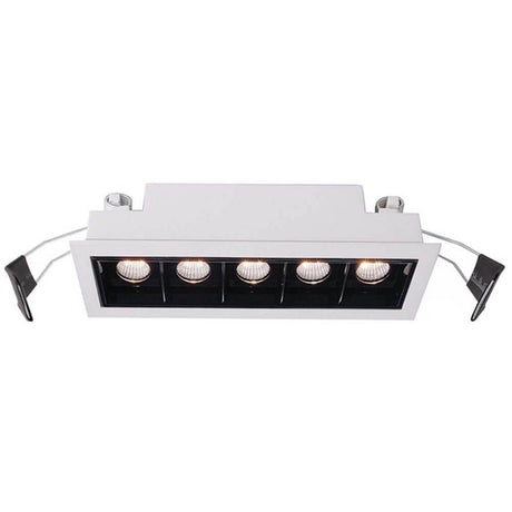 LED Einbau-Rasteleuchte Line 640lm 5x2W Warmweiß mit modernem Design und schwarzem Reflektor.