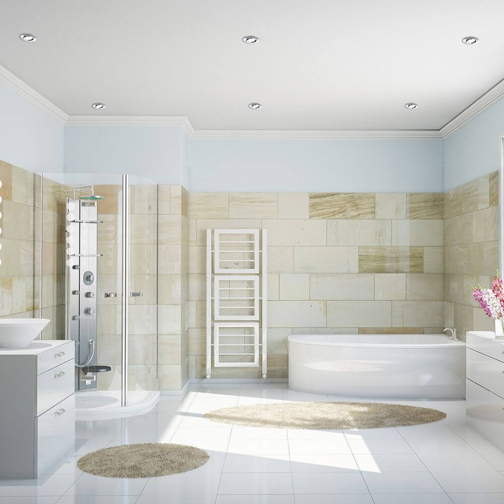 Modernes Badezimmer mit LED Einbaulampe Movibile IP44 Nickel, Dusche, Badewanne und eleganter Einrichtung.