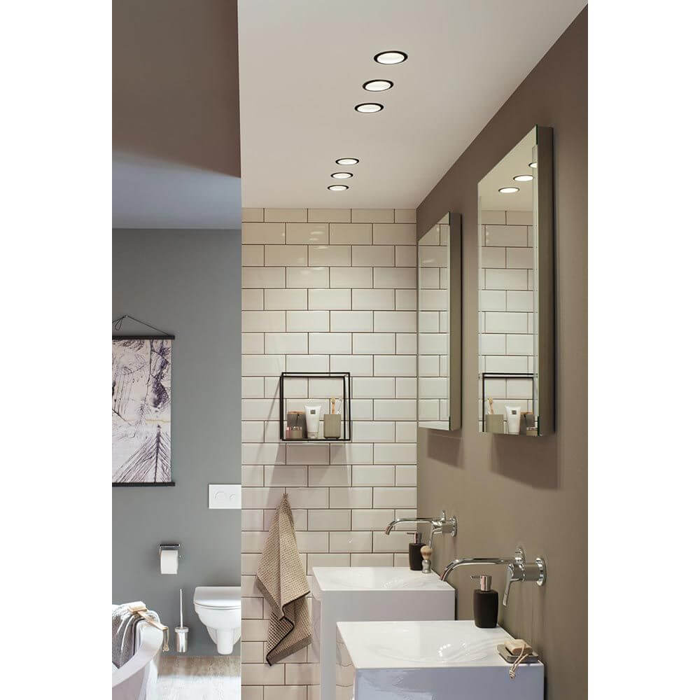 LED Einbauleuchte Cole Basis-Set 8,8cm Schwarz, Silber in modernem Badezimmer mit Spiegeln