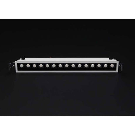 LED Raster-Einbauleuchte Line 1895lm 15x2W Warmweiß auf schwarzem Hintergrund