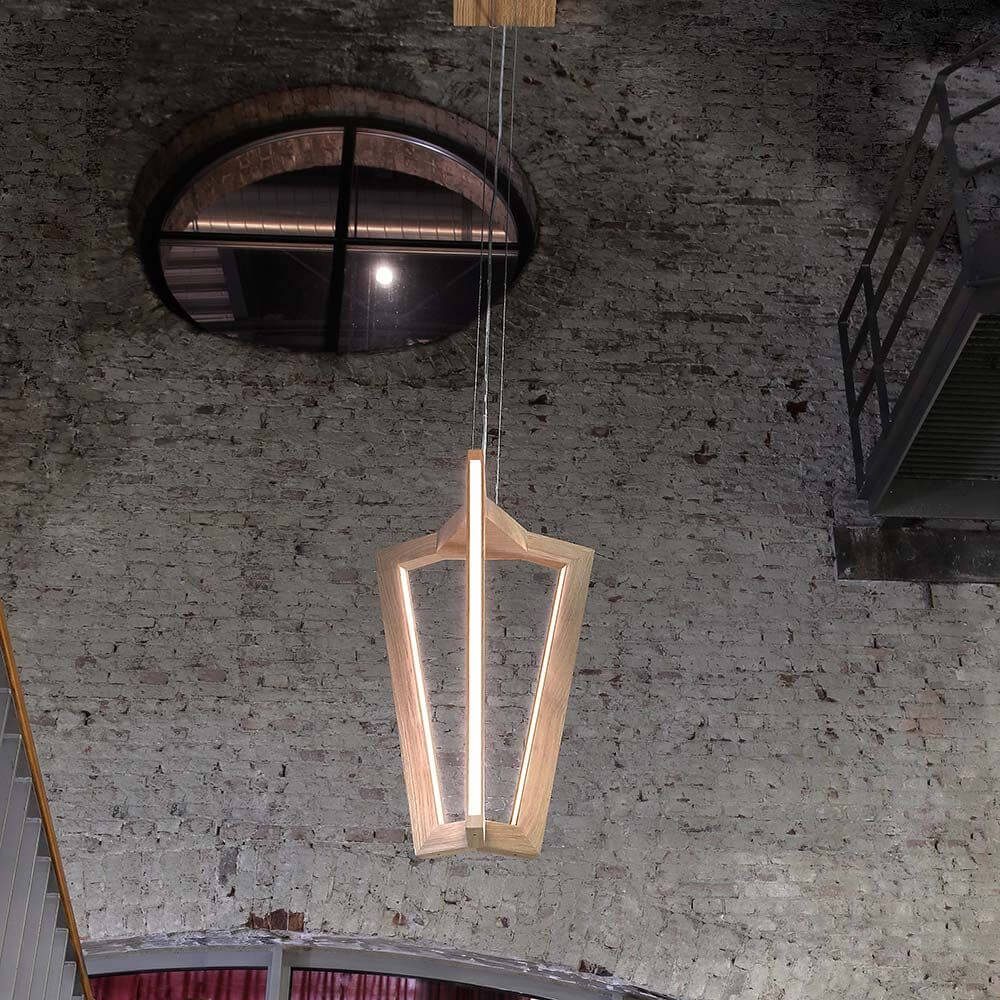 LED Hängelampe Leif 4000lm Eiche-Geölt, stilvolle Holzlampe mit modernem Design.