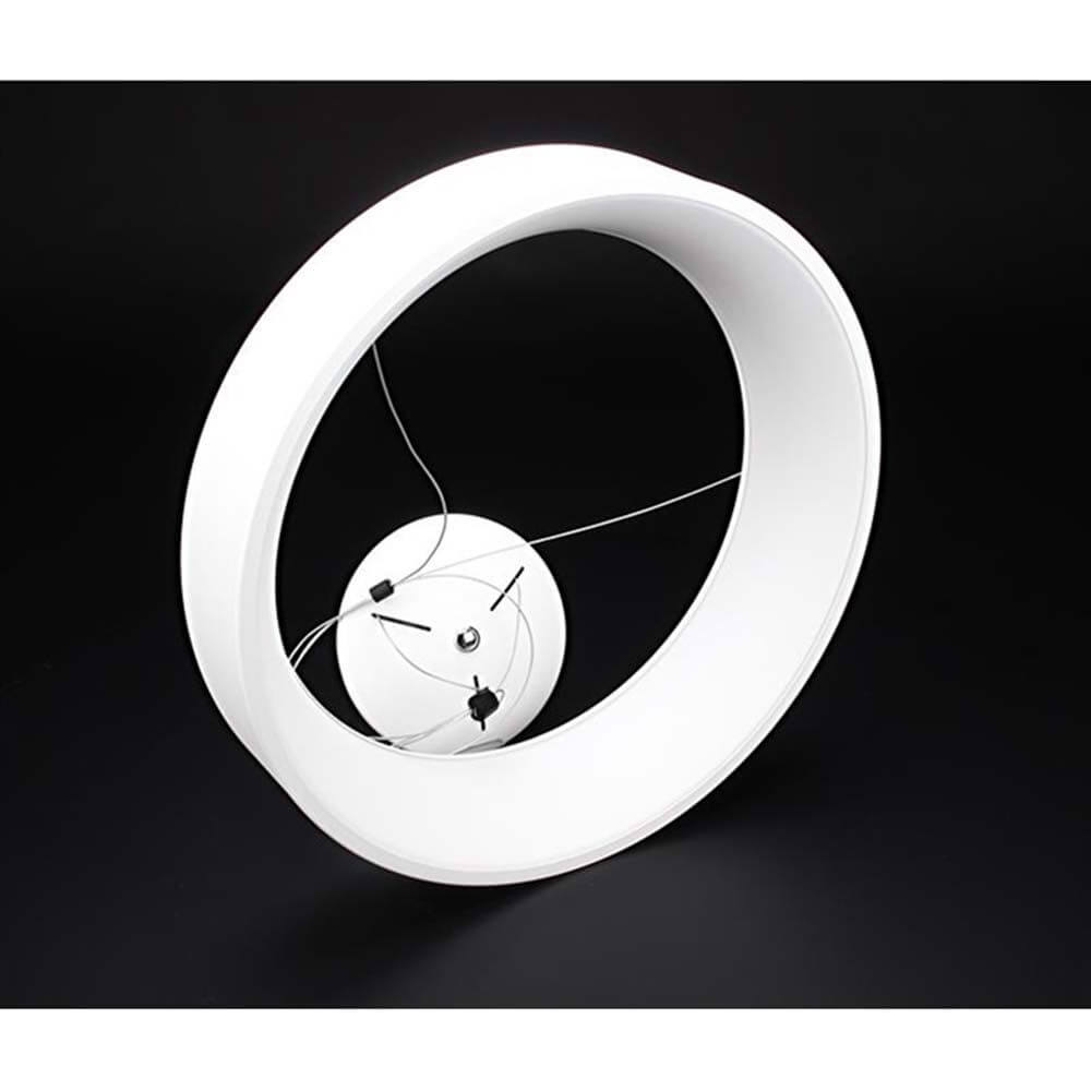 LED Hängelampe Loop 60cm Ring 1800lm Dimmbar Warmweiß – minimalistisches Design mit Opal-Abdeckung.